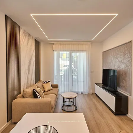 Magnolia Aparthotel 3*